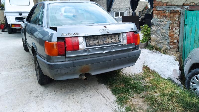 Audi 80 1.8 - изображение 4