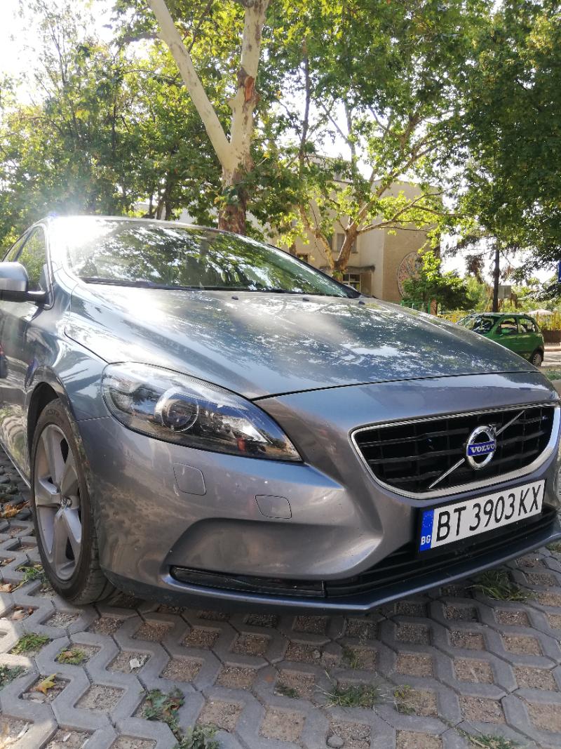 Volvo V40 1.6 D2 - изображение 4