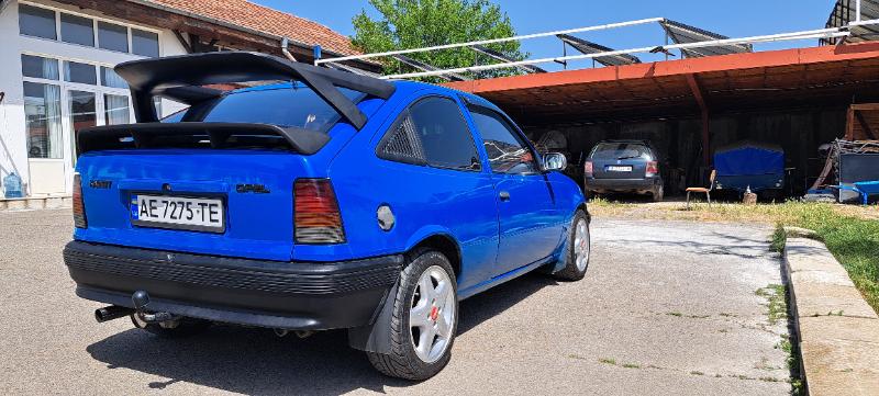 Opel Kadett 2.0i  - изображение 3