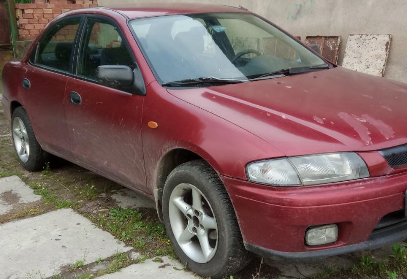 Mazda 323 1500 - изображение 2