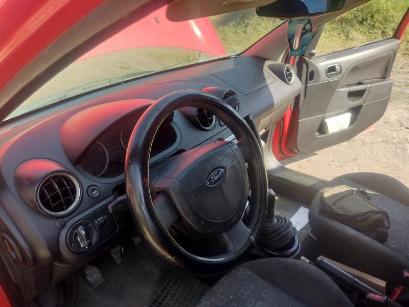 Ford Fiesta 1.6 - изображение 9