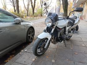 Honda Hornet 900