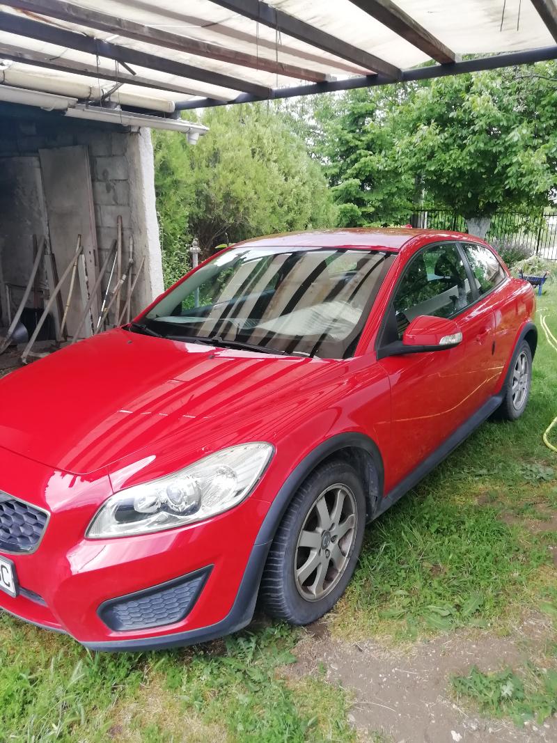 Volvo C30 1.6 бензин - изображение 3