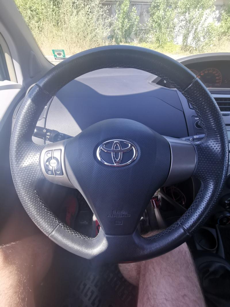 Toyota Yaris 1.33 - изображение 9