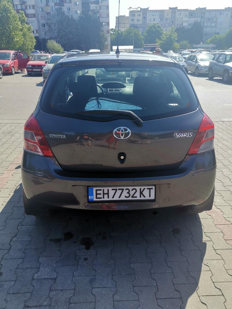 Toyota Yaris 1.33 - изображение 3