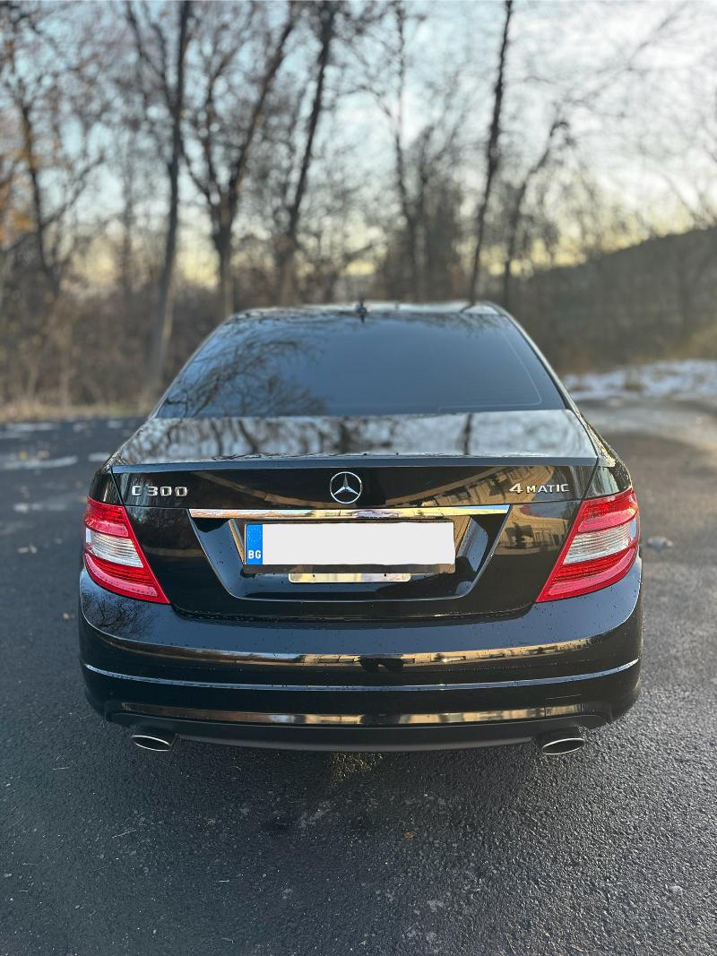 Mercedes-Benz C 300 4 MATIC - изображение 4