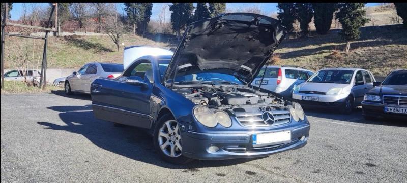 Mercedes-Benz CLK 2.7 - изображение 9