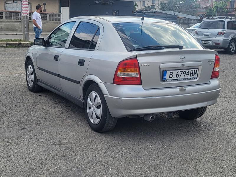 Opel Astra 1.8 - изображение 3