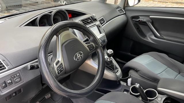 Toyota Verso  - изображение 5