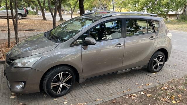 Toyota Verso  - изображение 2