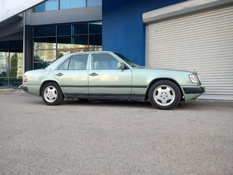 Mercedes-Benz 124 2.6 - изображение 2