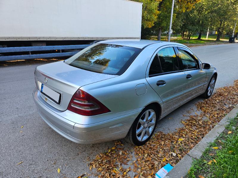 Mercedes-Benz C 220 2.2cdi 143к.с. - изображение 8