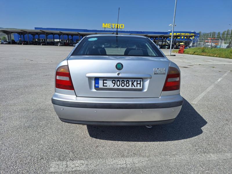 Skoda Octavia I Tour 1.6  - изображение 4