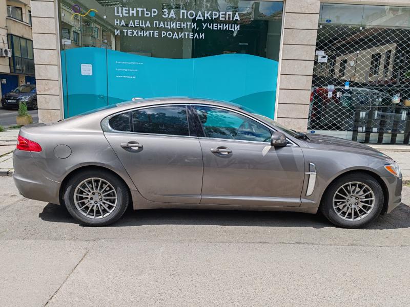 Jaguar Xf 2.7D - изображение 5