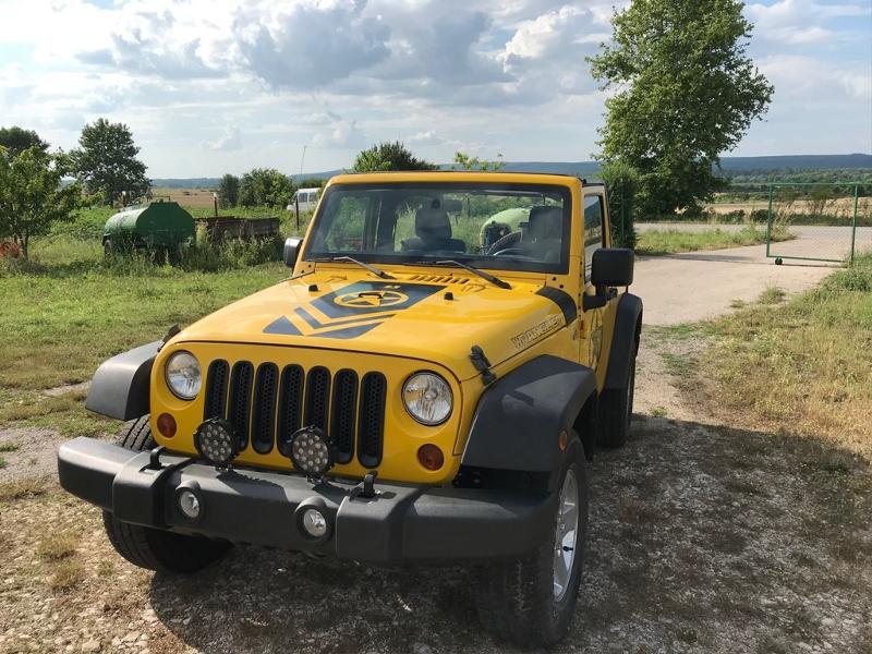 Jeep Wrangler 3.8 SPORT - изображение 3