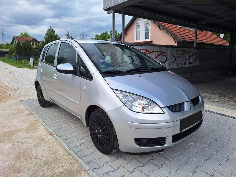 Mitsubishi Colt  - изображение 10