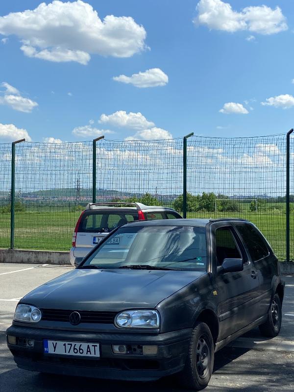 VW Golf 1.6 *ГАЗ *КЛИМА - изображение 2