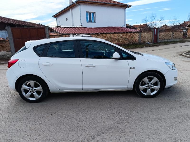 Opel Astra 1.7 CDTI - изображение 4