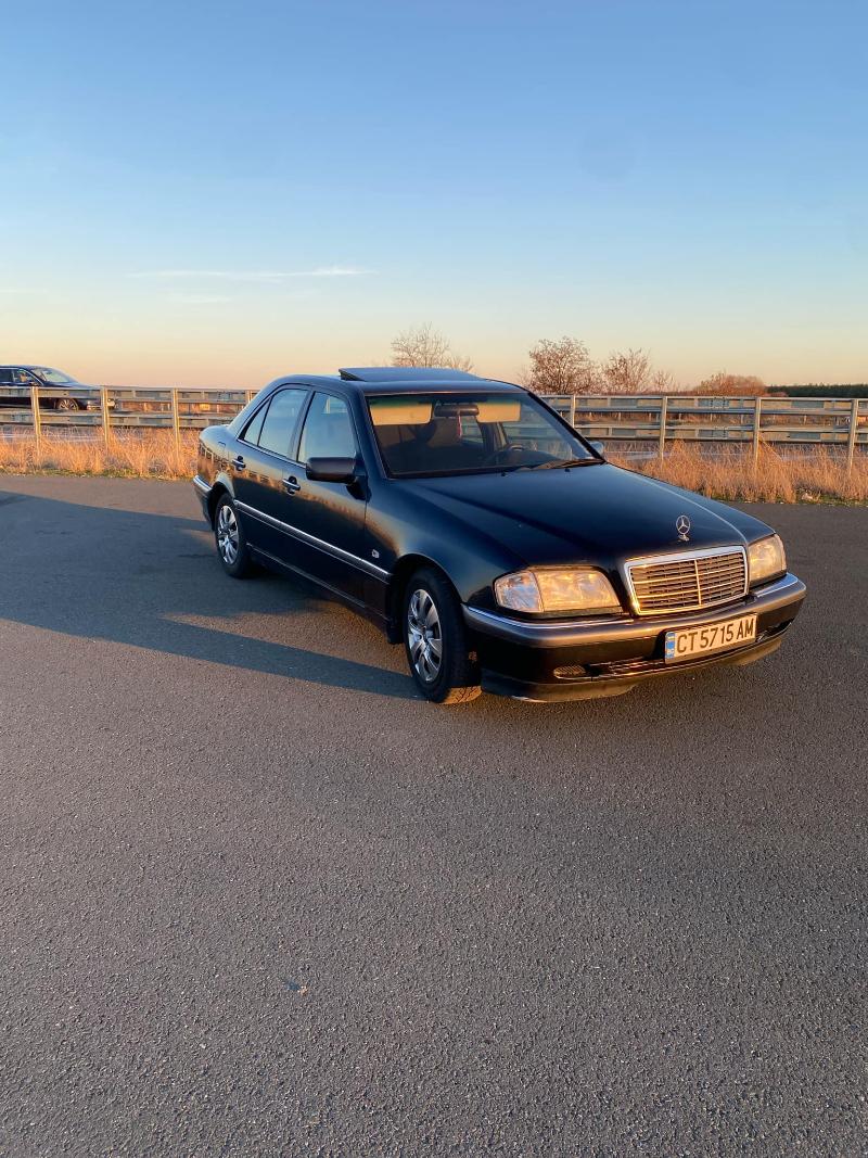 Mercedes-Benz C 200 C200 - изображение 4