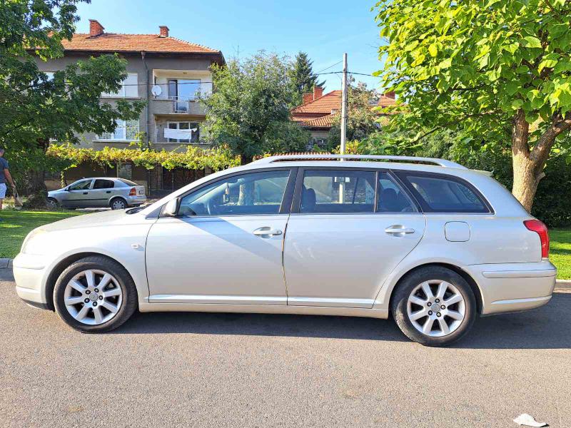 Toyota Avensis D4d - изображение 9