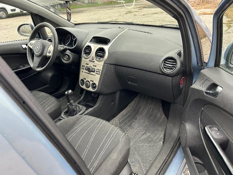 Opel Corsa 1.3 - изображение 5