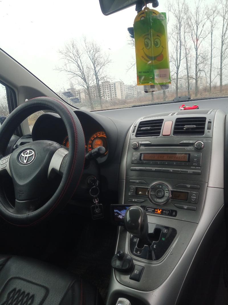 Toyota Auris 1.4 TDI - изображение 5