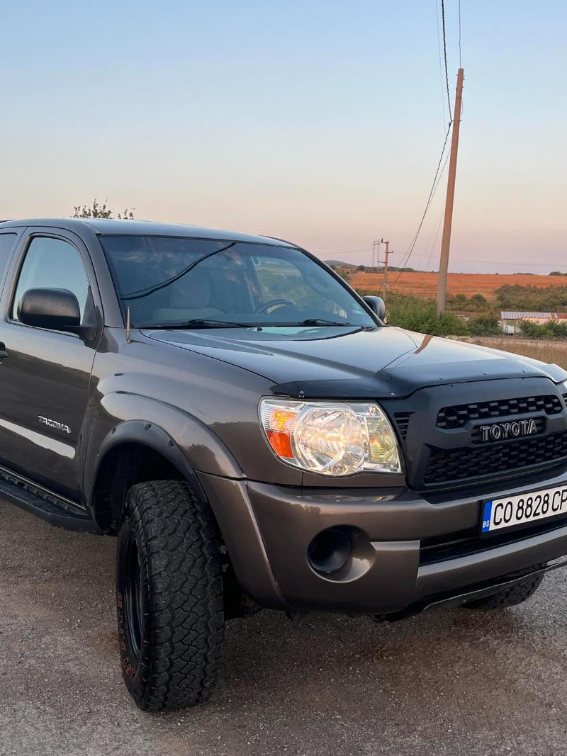 Toyota Tacoma 2.7 - изображение 2