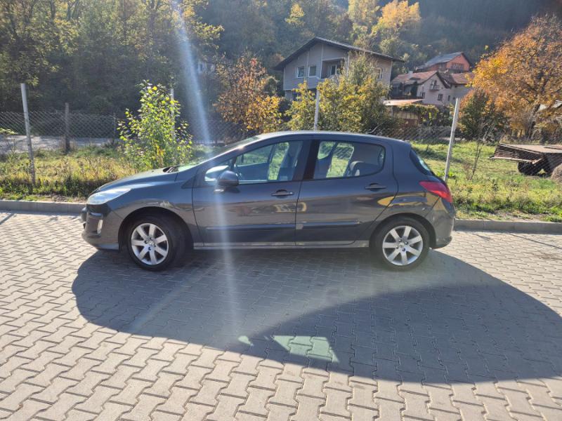 Peugeot 308 1.6 - изображение 3