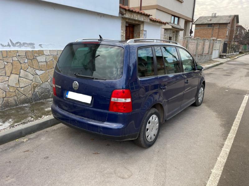 VW Touran 2.0 TDI - изображение 2