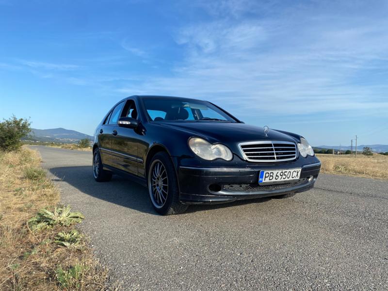 Mercedes-Benz C 200 Avantgarde - изображение 3