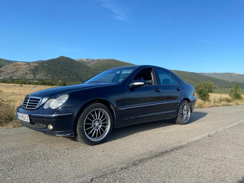 Mercedes-Benz C 200 Avantgarde - изображение 5