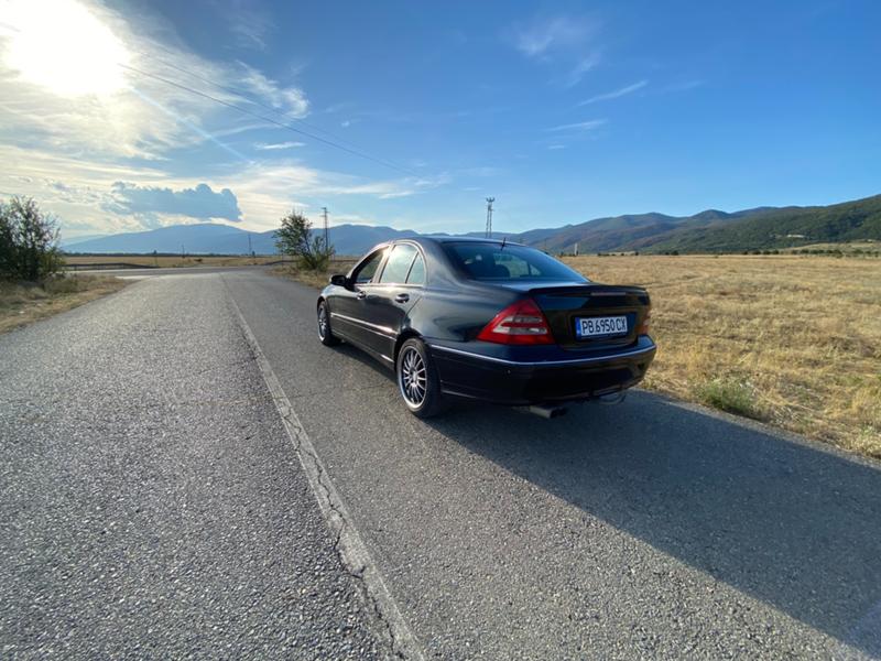 Mercedes-Benz C 200 Avantgarde - изображение 7