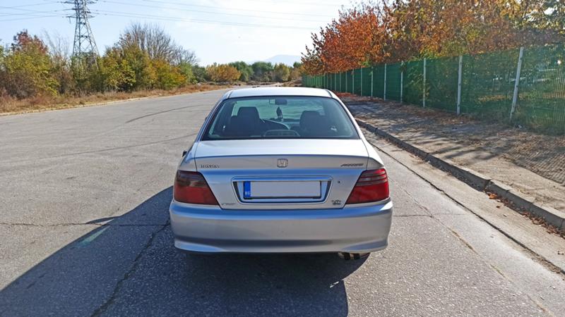 Honda Accord 1.8 VTEC + LPG - изображение 4