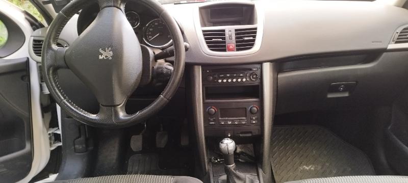 Peugeot 207 1.4 - изображение 8