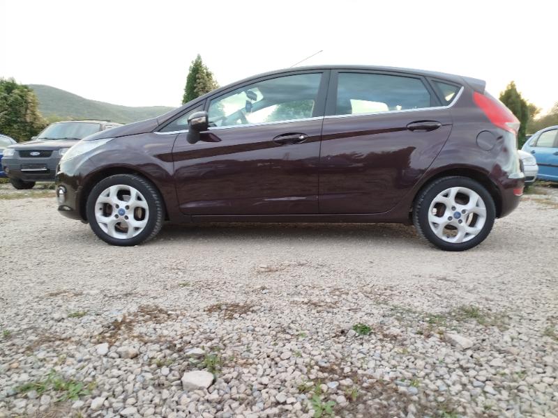 Ford Fiesta 1.4 АВТОМАТИК - изображение 7