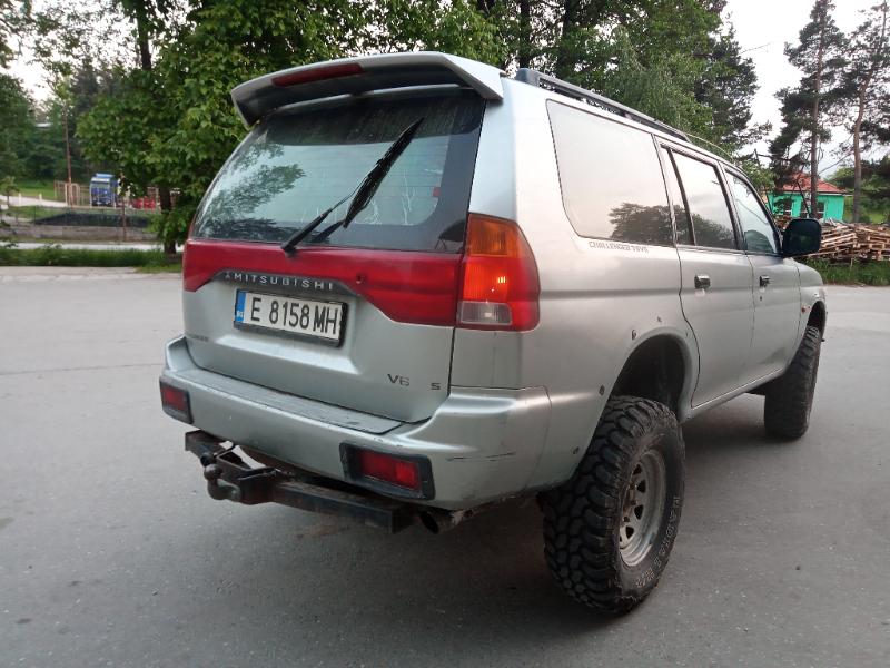 Mitsubishi Pajero sport 3.0 V6 - изображение 9