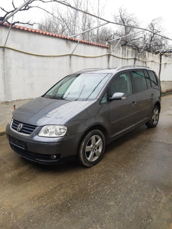 VW Touran 2.0 TDI  - изображение 2