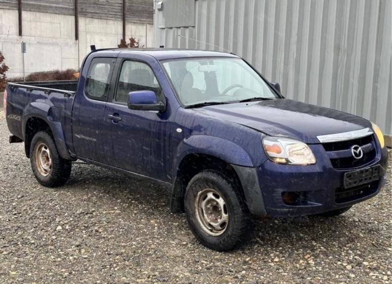 Mazda BT-50 2,5 - изображение 2