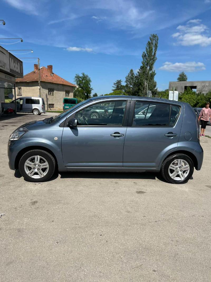 Daihatsu Sirion 1.0 клима евро4  - изображение 3