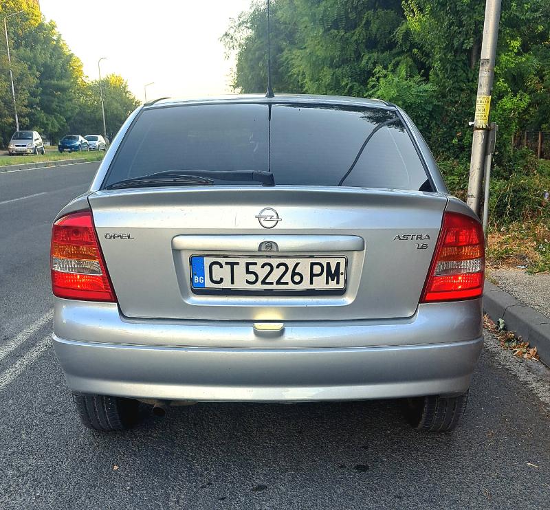 Opel Astra 1,6 - изображение 4