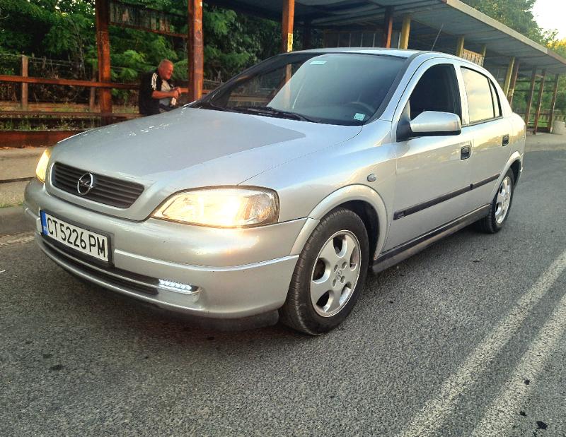 Opel Astra 1,6 - изображение 2