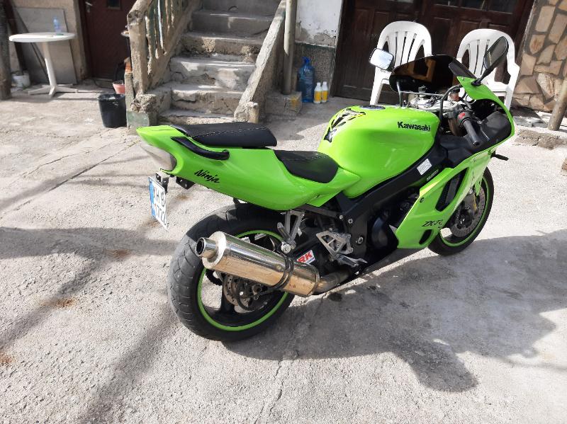 Kawasaki Ninja ZX7R - изображение 4