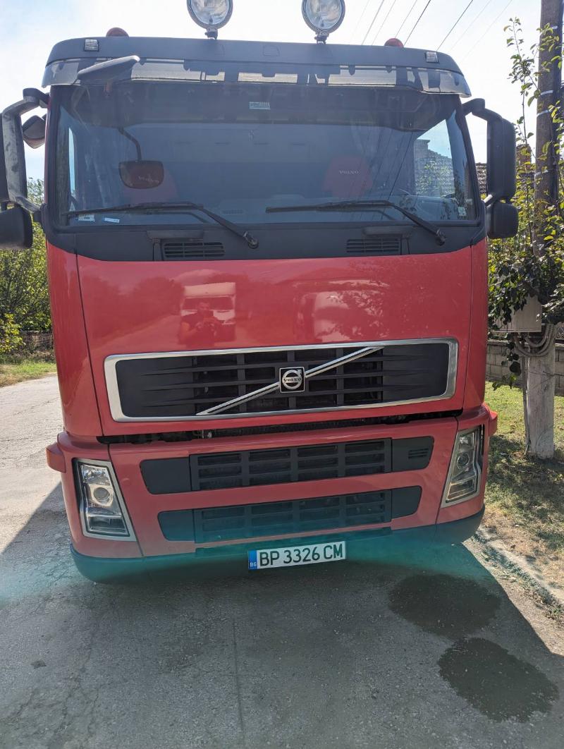 Volvo F12  - изображение 2