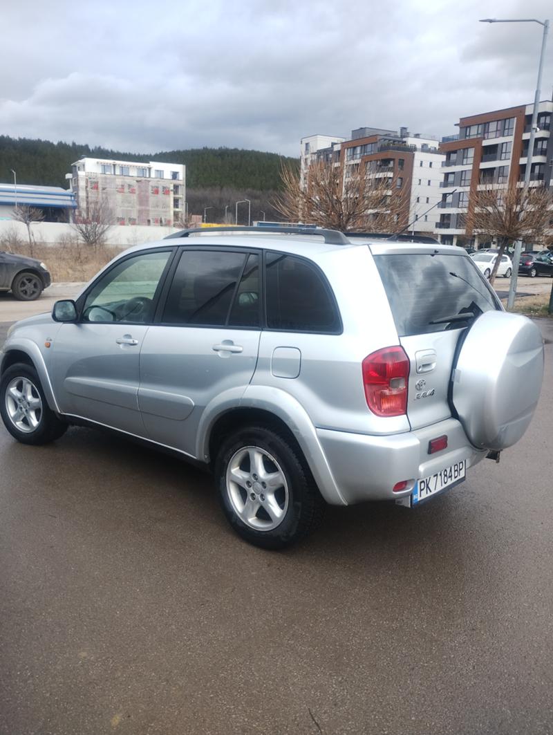 Toyota Rav4  - изображение 3