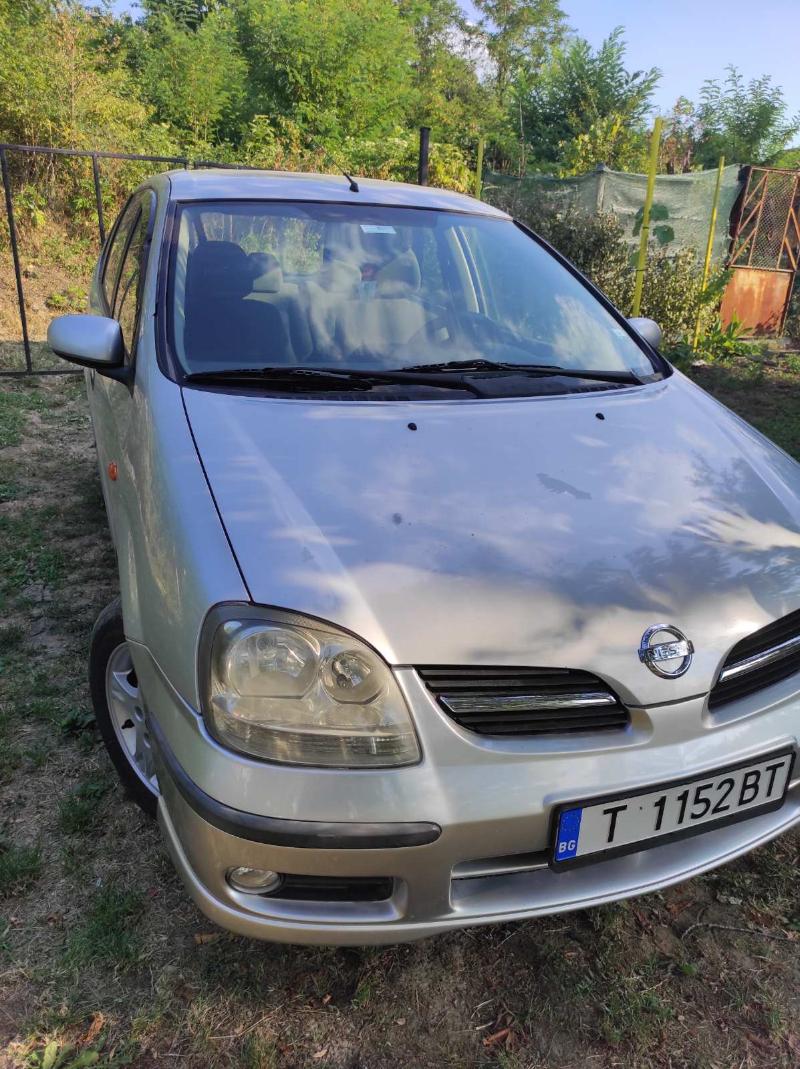 Nissan Almera tino 1.8 - изображение 3