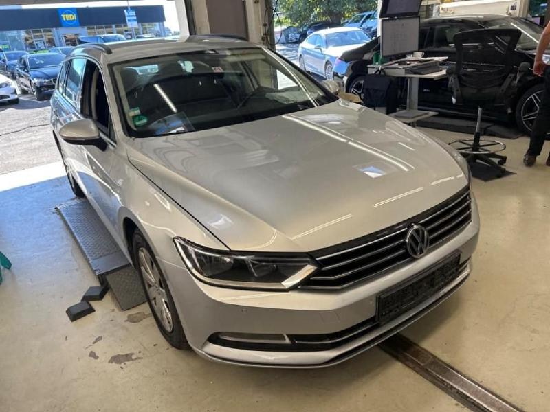 VW Passat  - изображение 3