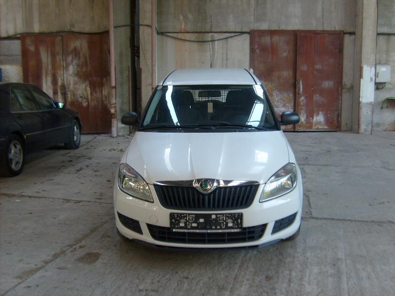 Skoda Praktik 1.6TDI-90к.-KLIM - изображение 2