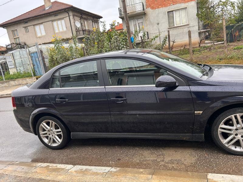 Opel Vectra 2.2 TDI - изображение 3