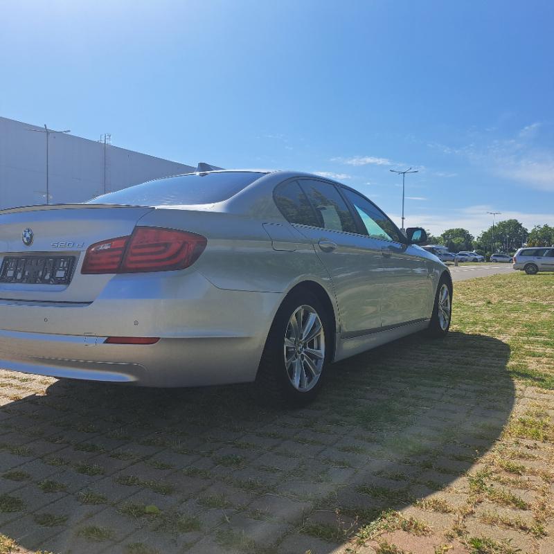 BMW 520 2.0д - изображение 6