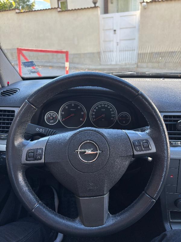 Opel Vectra 1.9CDTI - изображение 10